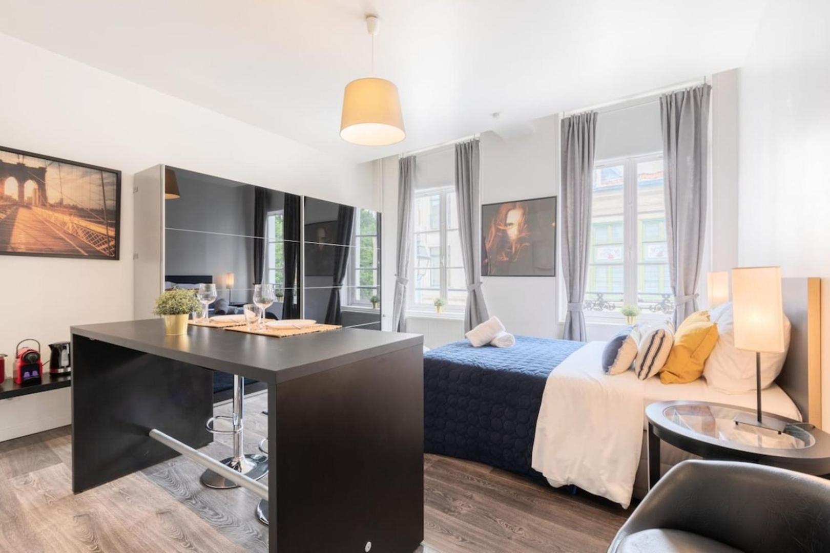 Vieux Lille - Large Modern And Functional Studio Экстерьер фото