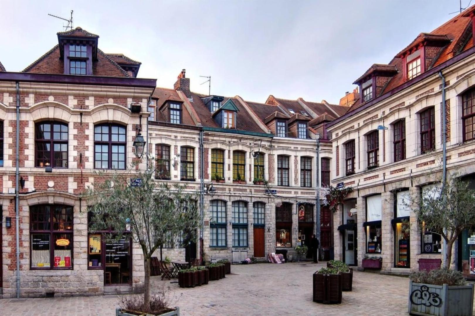 Vieux Lille - Large Modern And Functional Studio Экстерьер фото